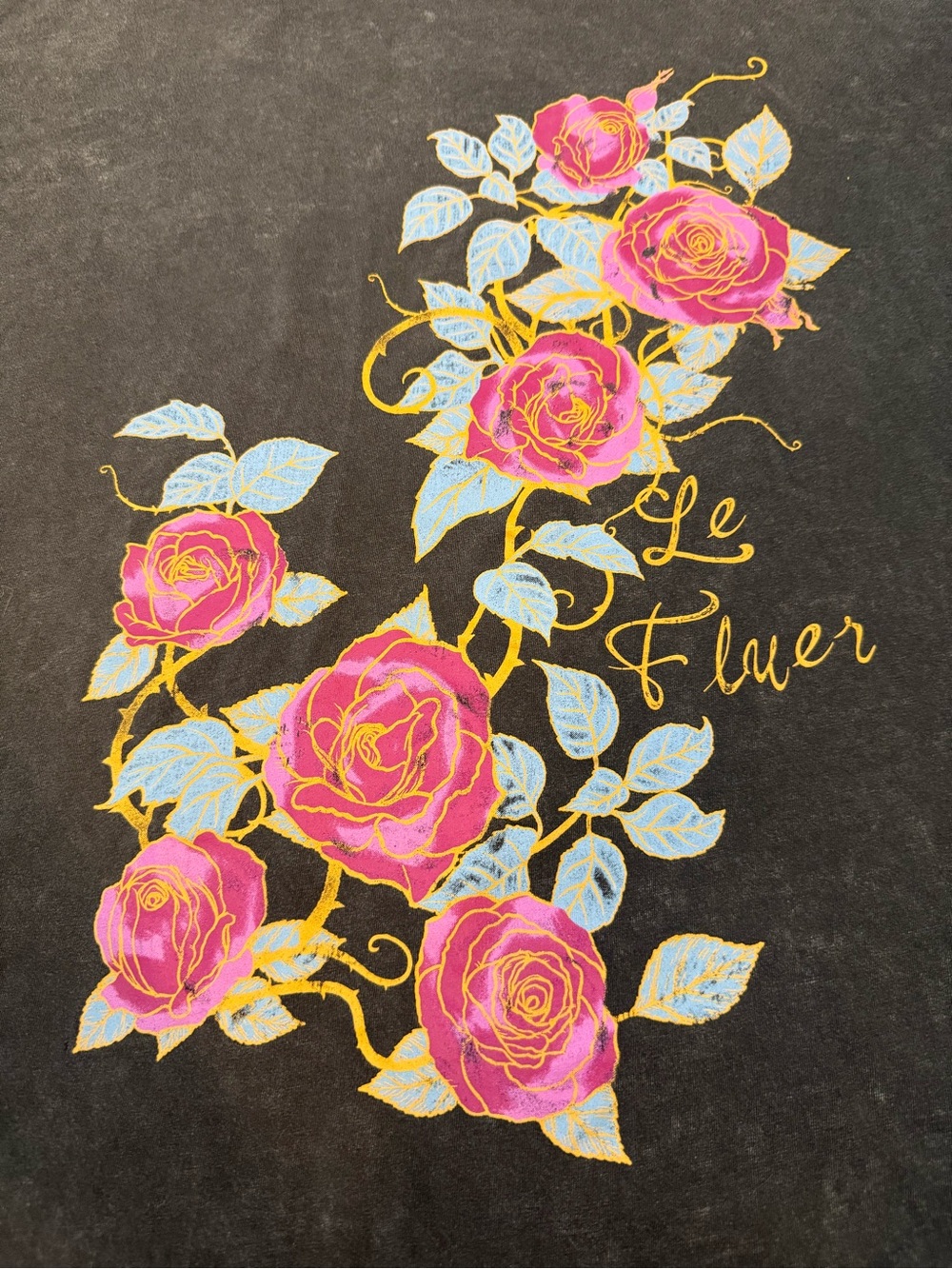 Thread & Clover women’s plus size faded mineral wash floral graphic tee. Size 3X - Picture 2 of 8